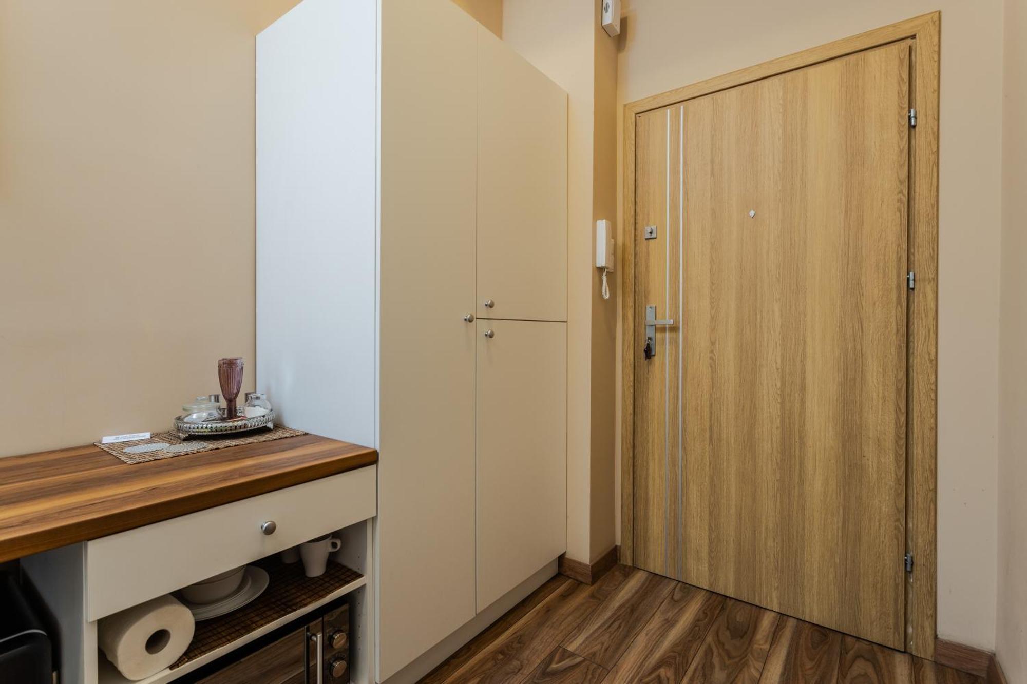 Functional And Comfortable Very Berry Studios In Poznan By Noclegi Renters מראה חיצוני תמונה